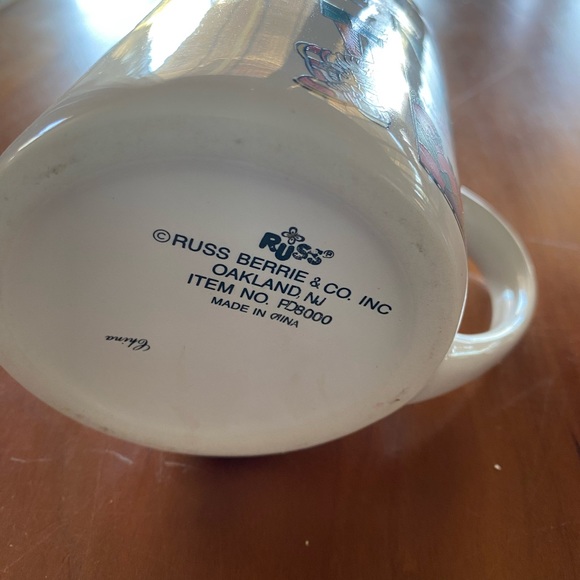 Mug-tilted V8 - Picture 4 of 4